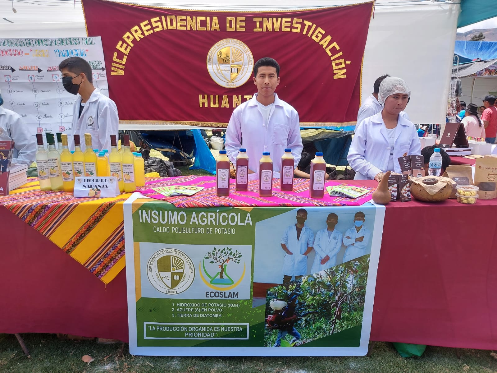 UNAH PRESENTE EN LA FERIA NACIONAL DEL SEÑOR DE MAYNAY 2022